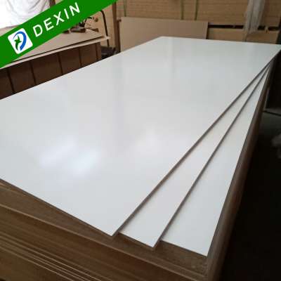 18mm Matt/ Glossy/Embossed/Textured Finish Laminated Particle Board